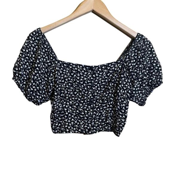 Garage Black and White Floral Crop Top Size XS‎ - Picture 1 of 5